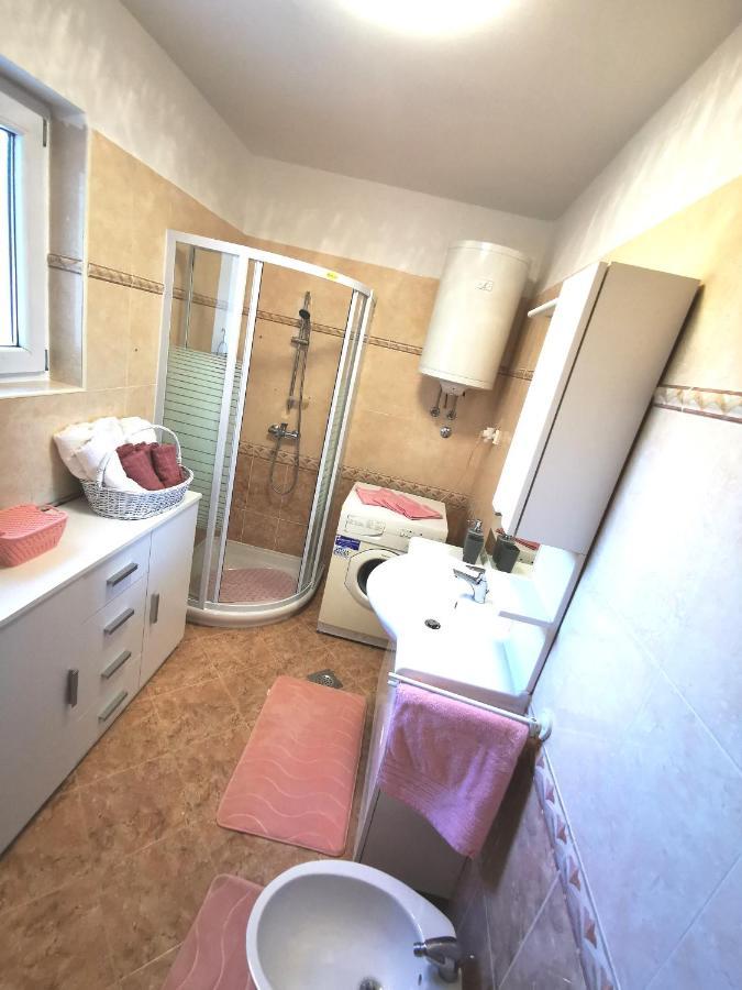 Apartment Tanja โปเรช ภายนอก รูปภาพ