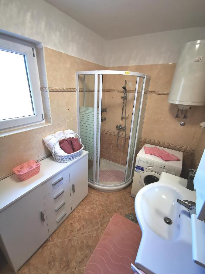 Apartment Tanja โปเรช ภายนอก รูปภาพ